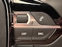 Peugeot 2008 1.2 Hybrid 145 Allure | Active Safety Brake met camera en radar (automatisch noodremsysteem) met Distance Alert (waarschuwing dreigende aanrijding) | Advanced Active Safety Brake met camera en radar | Climate Control