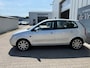 Volkswagen Polo 1.4-16V Highline olie lekkage / Airco / Achteruit rij camera /