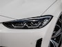 BMW i4 eDrive40 84 kWh Camera/ Navigatie/ Harman-Kardon/ Dab/ Sportstoelen/ Elektr. achterklep