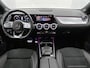 Mercedes-Benz B-klasse 250 e AMG Plug-In Hybride LIchtmetalen velgen | navigatie | MBUX wide screen| Sfeerverlichting | Night Pakket | Neerklapbare ach Inclusief 24 maanden MB Certified garantie voor Europa.