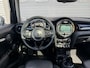 MINI Cooper 5-Deurs 1.5 Chili | Panoramadak | Navigatie | Parkeersensoren | Stoelverwarming | Climate Control |