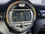 MINI Cooper 5-Deurs 1.5 Chili | Panoramadak | Navigatie | Parkeersensoren | Stoelverwarming | Climate Control |
