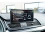 Audi Q5 55 TFSI e S edition | Head-Up | Matrix LED | Adaptieve cruise control | 2 x S-Line | Ambiance verlichting | Parkeercamera | Stoelverwarming | 3-zone climate control | Keyless | Stuurwielverwarming |