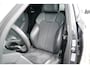 Audi Q5 55 TFSI e S edition | Head-Up | Matrix LED | Adaptieve cruise control | 2 x S-Line | Ambiance verlichting | Parkeercamera | Stoelverwarming | 3-zone climate control | Keyless | Stuurwielverwarming |