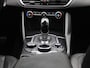 Alfa Romeo Giulia 2.0T | automaat | Climate control | Navigatie | Half-Leder | LMV | Parkeer sensoren | Xenon |