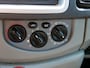 Renault Trafic 2.0 dCi T29 L2H1 DC Eco Black Edition 2013 AC NAVI