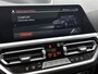 BMW 3-Serie Touring 318i Executive Edition | M-SPORT | PANORAMADAK | APPLE CARPLAY - ANDROID AUTO | ELEKTRISCHE KOFFERKLEP | NAVIGATIE | CLIMATE CONTROL | CRUISE CONTROL | PARKEERSENSOREN |
