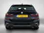 BMW 3-Serie Touring 318i Executive Edition | M-SPORT | PANORAMADAK | APPLE CARPLAY - ANDROID AUTO | ELEKTRISCHE KOFFERKLEP | NAVIGATIE | CLIMATE CONTROL | CRUISE CONTROL | PARKEERSENSOREN |