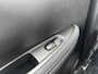 Nissan Qashqai 1.6 N-Connecta / Navigatie / Trekhaak (1500KG trekgewicht) / Stoelverwarming /