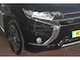 Mitsubishi Outlander 2.0 PHEV instyle+ Nederlandse auto 152887 NAP laatste beurt bij 151000km zeer compleet met oa xenon leren bekleding rockfordfosgate Audio schuif kanteldak stoelverwarming camera afneembare trekhaak standverwar