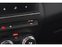 Renault Captur Mild Hybrid 140 EDC Intens | Camera | Navigatie | Parkeersensoren | Stoelverwarming