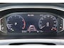Volkswagen T-Roc 1.5 TSI Style 150PK TREKHAAK|AUTOMAAT | Achteruitrijcamera standaard | Airco (automatisch) | Stuurwiel verwarmd