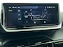 Peugeot 2008 1.2 PureTech 130 GT Automaat Clima Control Camera Achter Navigatie d.m.v. Apple Carplay / Android auto Velgen 17 inch