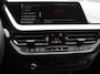 BMW 1-Serie 118i M-Sport Climate Control Cruise control Stoelverwarming LED Parkeersensoren Apple carplay / Andriod auto Navigatie