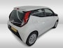 Toyota Aygo 1.0 VVT-i x-play 1e-Eig. & Dealer-Onderh. BOVAG-Garantie. NL-Auto.