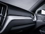 Volvo XC60 2.0 T6 Plug-in hybrid AWD Plus Black Edition - Pano l H&K l Mem. l Trekhaak