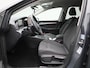Volkswagen Golf 1.5 eHybrid Life Edition | 17 inch velgen | Automaat | Stoel/stuur verwarming | Achteruitrijcamera | Apple Carplay/Android auto |