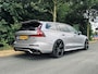 Volvo V60 2.0 T6 Plug-in hybrid AWD Ultra Dark | 21 Inch Velgen | Heico Bodykit + Verlaging | Styling  Kit | Schuif -/ Kanteldak | Stoel + Stuurverwarming | Harman Kardon Audio | Getint Glas | 360 Camera | Head Up Display |