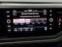 Volkswagen Taigo 1.0 TSI R-Line Camera, Navi, Stoelverwarming, Virtual desk, Cruise control adaptief, Zelf inparkeren, A start stop, Licnhtmetalen velgen