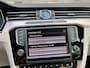 Volkswagen Passat 1.6 TDI HIGHLINE - LEDER - NAVI - AFN. TREKH. - ORG. NL.