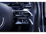 Mercedes-Benz GLC 300e 4-matic GLC 300 e 4MATIC AT mit EQ Hybrid Tech AMG-pakket private-glas LED-verlichting 360-Camera wegklapbare-trekhaak allu-dakrails electrische achterklep ACC electrisch bedienbare voorstoelen met memo APPLE-Carplay Navigatie DAB-ontvangst lederen/alcantara bekleding sfeerverlichting v