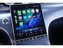 Mercedes-Benz GLC 300e 4-matic GLC 300 e 4MATIC AT mit EQ Hybrid Tech AMG-pakket private-glas LED-verlichting 360-Camera wegklapbare-trekhaak allu-dakrails electrische achterklep ACC electrisch bedienbare voorstoelen met memo APPLE-Carplay Navigatie DAB-ontvangst lederen/alcantara bekleding sfeerverlichting v