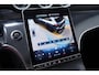Mercedes-Benz GLC 300e 4-matic GLC 300 e 4MATIC AT mit EQ Hybrid Tech AMG-pakket private-glas LED-verlichting 360-Camera wegklapbare-trekhaak allu-dakrails electrische achterklep ACC electrisch bedienbare voorstoelen met memo APPLE-Carplay Navigatie DAB-ontvangst lederen/alcantara bekleding sfeerverlichting v