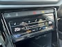 Volkswagen T-Roc 1.5 TSI R-Line / AUTOMAAT/ TREKHAAK/ LEER/ 2x R-LINE/ KEYLESS/ DIGITAL DASH/ APP-CONNECT/ DAB/ CLIMATE/ STOELVERWARMING/ PARK. SENSOREN + CAMERA/ NAVI/ 19" LMV