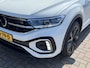 Volkswagen T-Roc 1.5 TSI R-Line / AUTOMAAT/ TREKHAAK/ LEER/ 2x R-LINE/ KEYLESS/ DIGITAL DASH/ APP-CONNECT/ DAB/ CLIMATE/ STOELVERWARMING/ PARK. SENSOREN + CAMERA/ NAVI/ 19" LMV