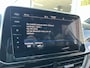 Volkswagen T-Roc 1.5 TSI R-Line / AUTOMAAT/ TREKHAAK/ LEER/ 2x R-LINE/ KEYLESS/ DIGITAL DASH/ APP-CONNECT/ DAB/ CLIMATE/ STOELVERWARMING/ PARK. SENSOREN + CAMERA/ NAVI/ 19" LMV