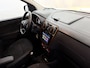 Dacia Lodgy 1.2 TCe Série Limitée Stepway 5p. Camera, Navi, Cruise control, Airco, Lichtmetalen velgen, Half leder