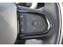 Lynk & Co 01 1.5 | incl. 12 maanden garantie | Black pack | 360 Camera | Virtuele cockpit | Ambiance verlichting | Stoelverwarming | 20 inch velgen | LED koplampen | Adaptieve cruise control | Hoge instap | Plug in hybride