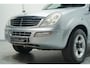 SsangYong Rexton RX 270 Xdi 165 pk Automaat Grijs Kenteken 2p Airco, Leder Zwart, Trekhaak 3.500 kg, 2-Zits