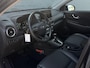 Hyundai Kona 1.6 GDI HEV Premium All Season Banden | Elektrisch Verstelbare Stoelen | Lederen Bekleding | Adaptive Cruise Control | Achteruitrijcamera | Led | Stoel & Stuurverwarming | 18 Inch Lichtmetalen Velgen
