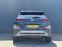 Hyundai Kona 1.6 GDI HEV Premium All Season Banden | Elektrisch Verstelbare Stoelen | Lederen Bekleding | Adaptive Cruise Control | Achteruitrijcamera | Led | Stoel & Stuurverwarming | 18 Inch Lichtmetalen Velgen
