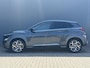 Hyundai Kona 1.6 GDI HEV Premium All Season Banden | Elektrisch Verstelbare Stoelen | Lederen Bekleding | Adaptive Cruise Control | Achteruitrijcamera | Led | Stoel & Stuurverwarming | 18 Inch Lichtmetalen Velgen