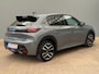 Peugeot 208 GT | Elektrische parkeerrem | Extra getinte achterste zijruiten en achterruit | Extra getinte achterste zijruiten en achterruit