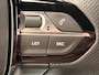 Peugeot 208 GT | Elektrische parkeerrem | Extra getinte achterste zijruiten en achterruit | Extra getinte achterste zijruiten en achterruit