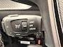Peugeot 208 GT | Elektrische parkeerrem | Extra getinte achterste zijruiten en achterruit | Extra getinte achterste zijruiten en achterruit