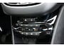 Peugeot 208 1.2 PureTech 110PK Allure | Panoramadak | Navigatie | Climate Control