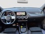Mercedes-Benz GLA 250e 160pk AMG Line | Camera | 19-inch velgen | Handsfree achterklep | Climate control | Navigatie | DAB | Metallic lak | Privacyglass | Stoelverwarming |