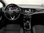 Opel Astra Sports Tourer 1.2 Design & Tech Camera, Navi, Rijstrook correctie, A start stop, Lichtmetalen velgen, Cruise control, Half leder
