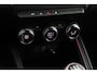 Renault Clio 1.0 TCe R.S. Line Trekhaak 17 inch LMV BOSE Groot Navigatie Achteruitrijcamera Carplay Android Half Leder