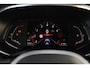 Renault Clio 1.0 TCe R.S. Line Trekhaak 17 inch LMV BOSE Groot Navigatie Achteruitrijcamera Carplay Android Half Leder