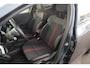 Renault Clio 1.0 TCe R.S. Line Trekhaak 17 inch LMV BOSE Groot Navigatie Achteruitrijcamera Carplay Android Half Leder