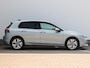 Volkswagen Golf 1.5 eHybrid Life Edition | Adaptive Cruise Control | Memory | Side Assist | Achteruitrijcamera | 3- zones | Sfeerverlichting |