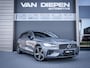Volvo V60 2.0 T8 Recharge AWD Dark R-Design - Pano l HUD l Memory l Hkardon