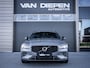 Volvo V60 2.0 T8 Recharge AWD Dark R-Design - Pano l HUD l Memory l Hkardon
