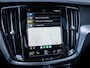Volvo V60 2.0 T8 Recharge AWD Dark R-Design - Pano l HUD l Memory l Hkardon