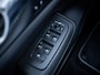 Volvo V60 2.0 T8 Recharge AWD Dark R-Design - Pano l HUD l Memory l Hkardon